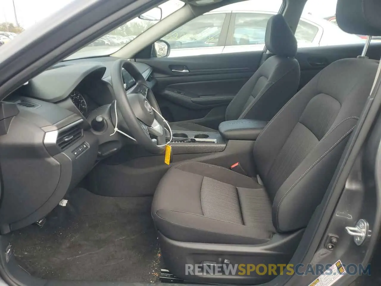 7 Photograph of a damaged car 1N4BL4DV5SN368554 NISSAN ALTIMA 2025