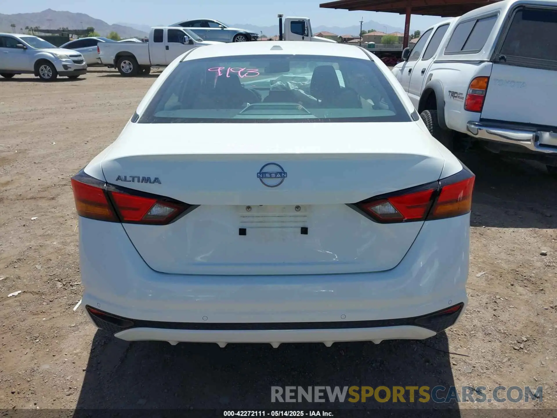 16 Photograph of a damaged car 1N4BL4DV5SN369882 NISSAN ALTIMA 2025