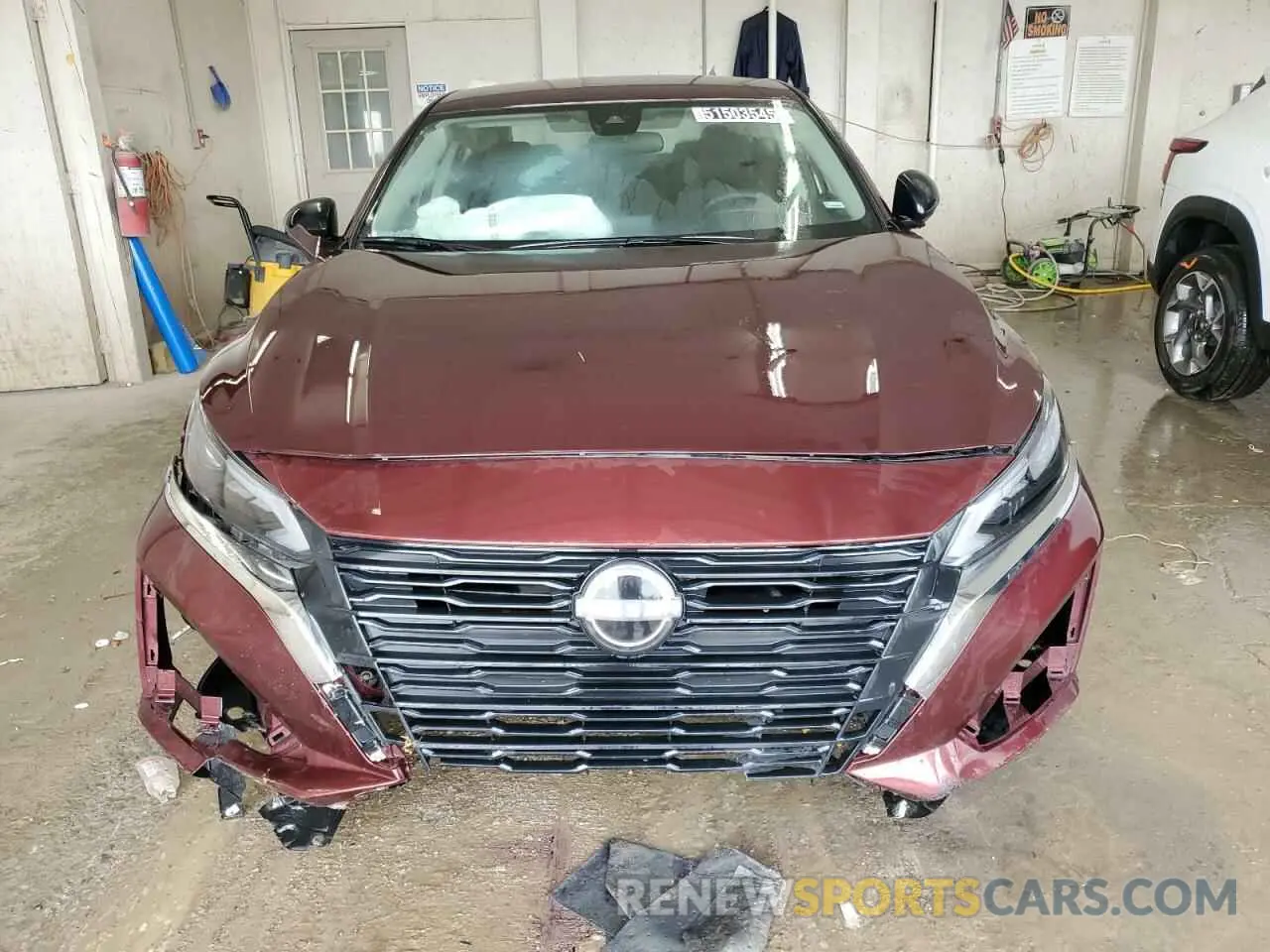 5 Photograph of a damaged car 1N4BL4DV6SN311702 NISSAN ALTIMA 2025