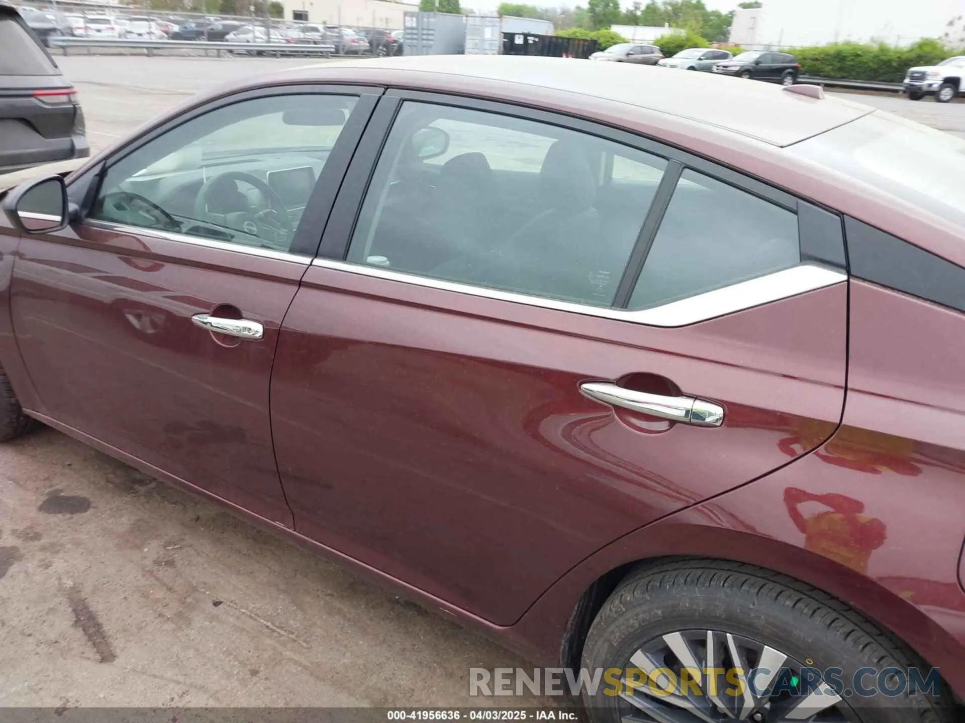 14 Photograph of a damaged car 1N4BL4DV6SN324482 NISSAN ALTIMA 2025