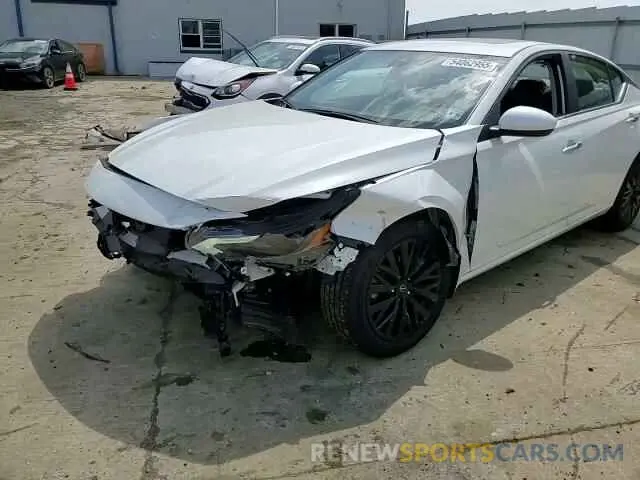 14 Photograph of a damaged car 1N4BL4DV6SN347048 NISSAN ALTIMA 2025