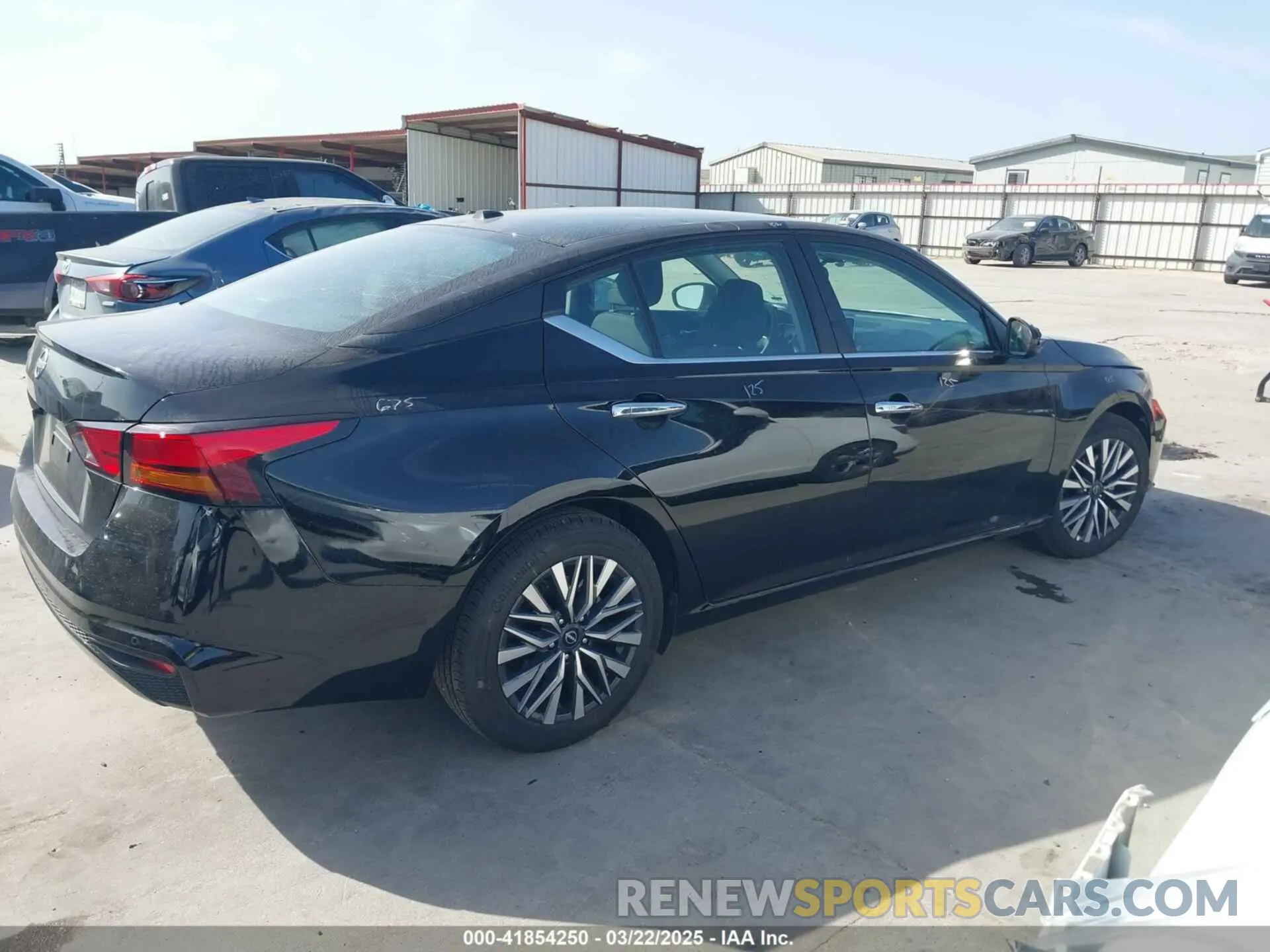 13 Photograph of a damaged car 1N4BL4DV6SN363122 NISSAN ALTIMA 2025