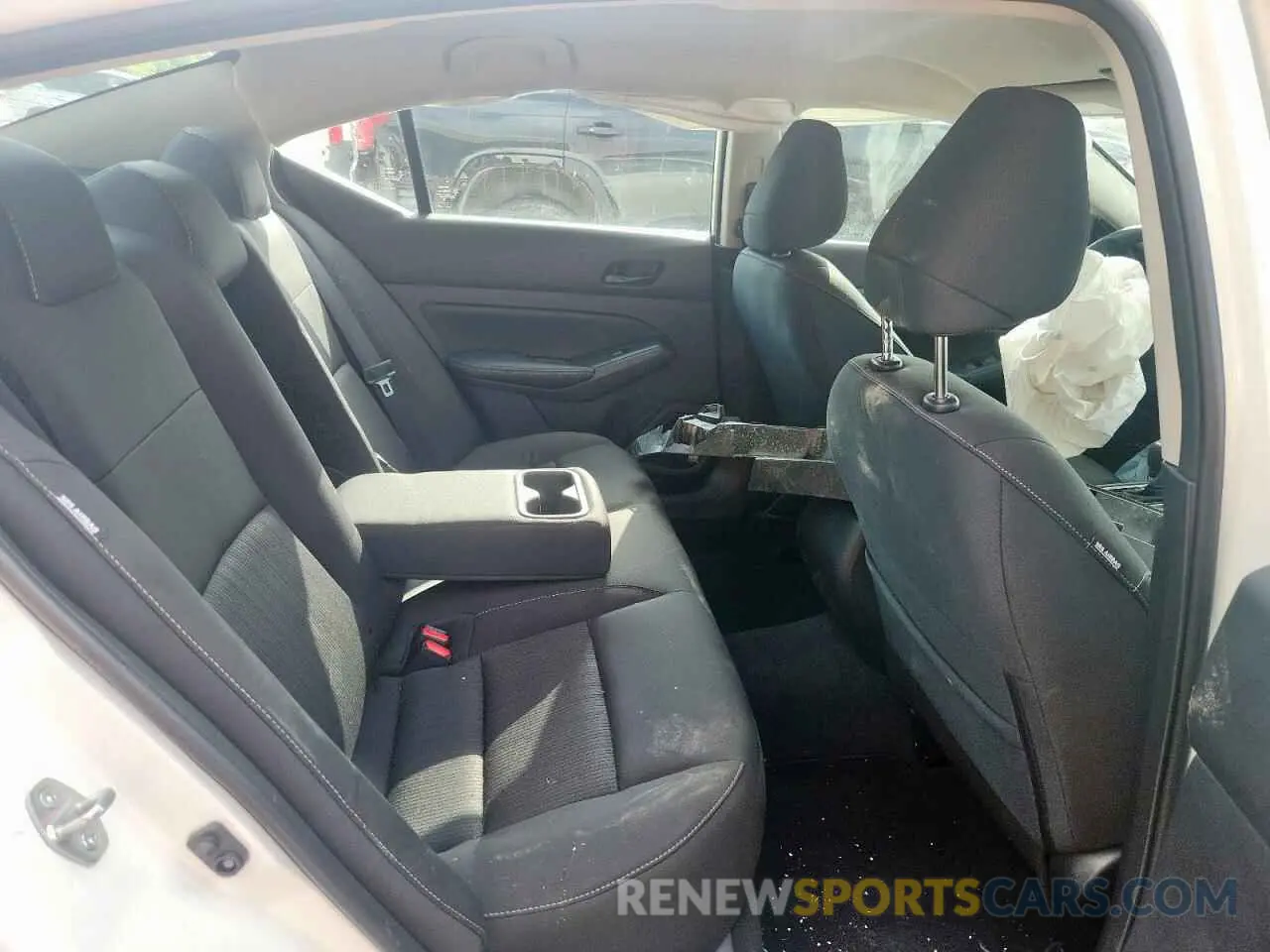 10 Photograph of a damaged car 1N4BL4DV6SN372211 NISSAN ALTIMA 2025