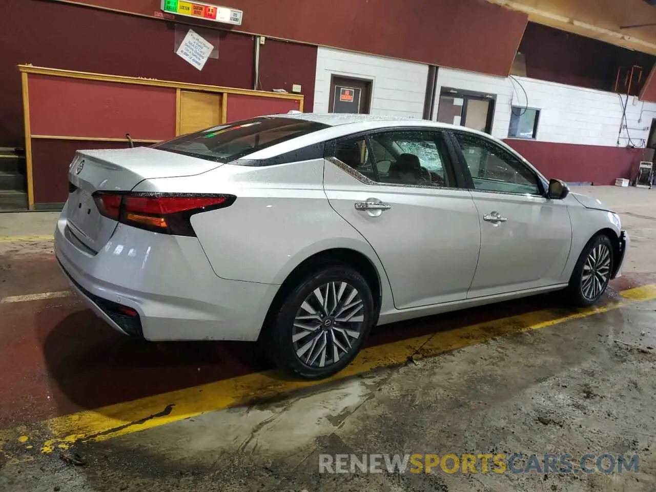 3 Photograph of a damaged car 1N4BL4DV6SN379286 NISSAN ALTIMA 2025