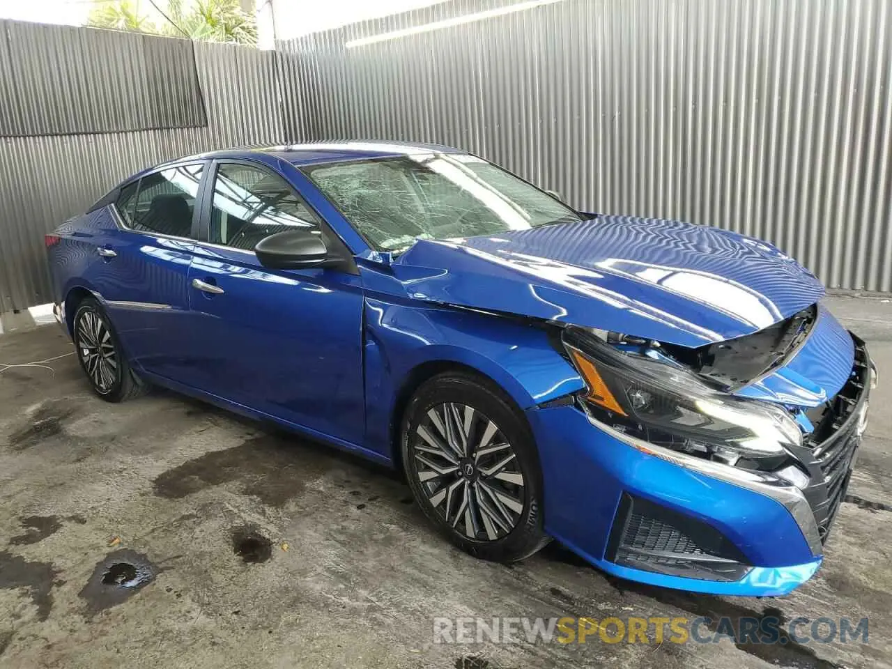 4 Photograph of a damaged car 1N4BL4DV7SN301857 NISSAN ALTIMA 2025