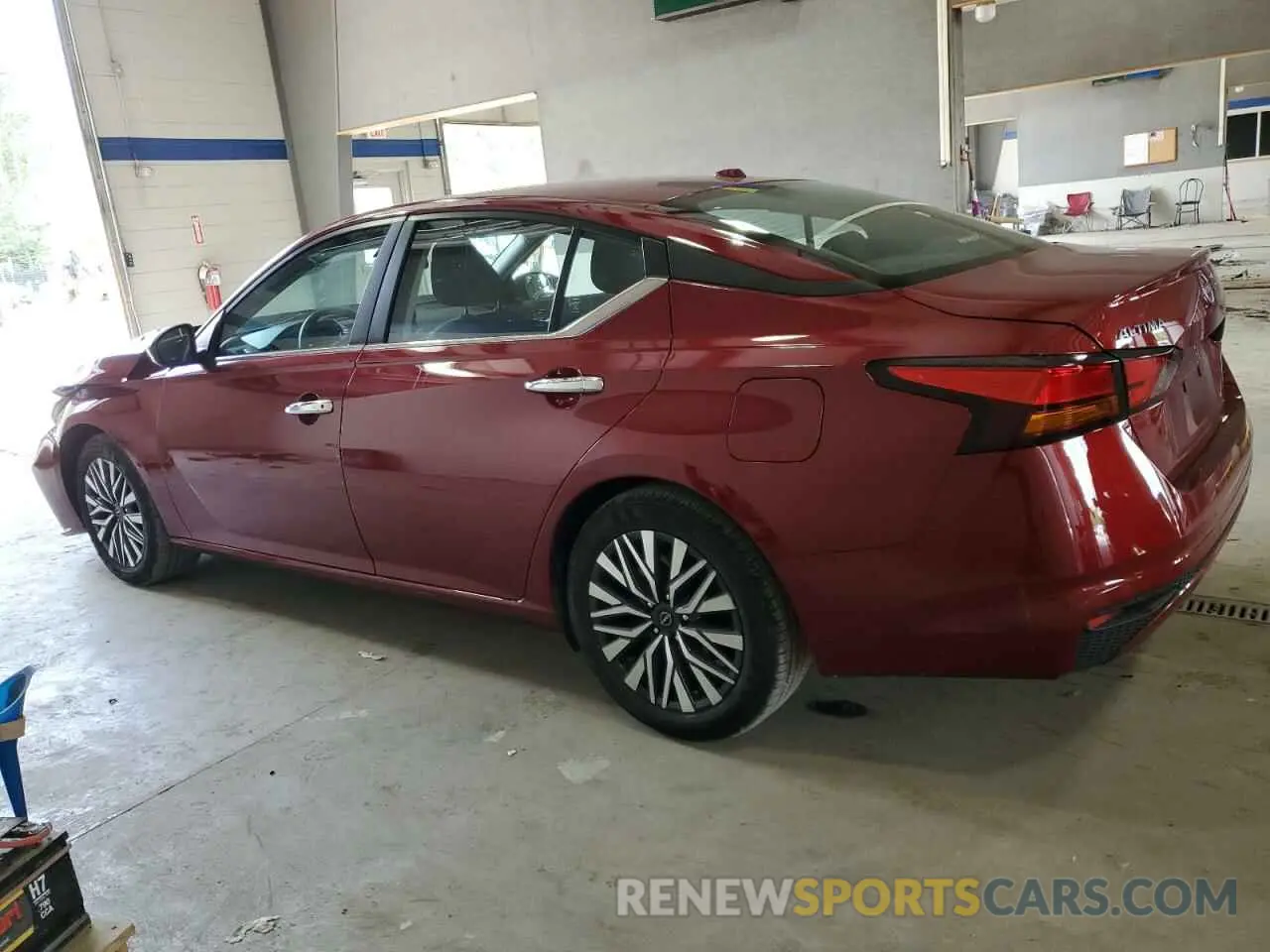 2 Photograph of a damaged car 1N4BL4DV7SN304158 NISSAN ALTIMA 2025