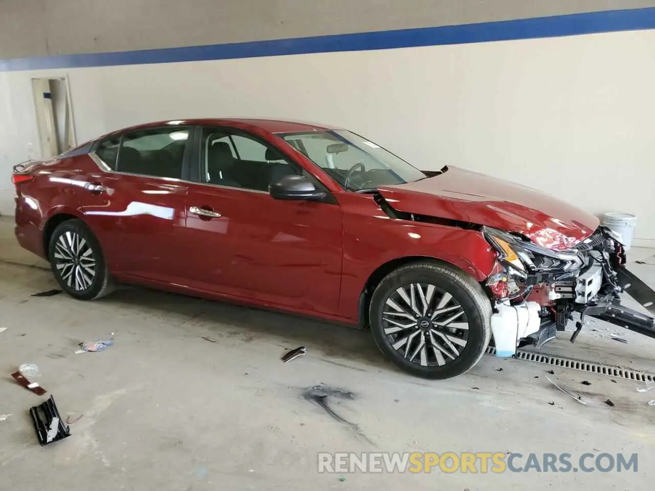 4 Photograph of a damaged car 1N4BL4DV7SN304158 NISSAN ALTIMA 2025