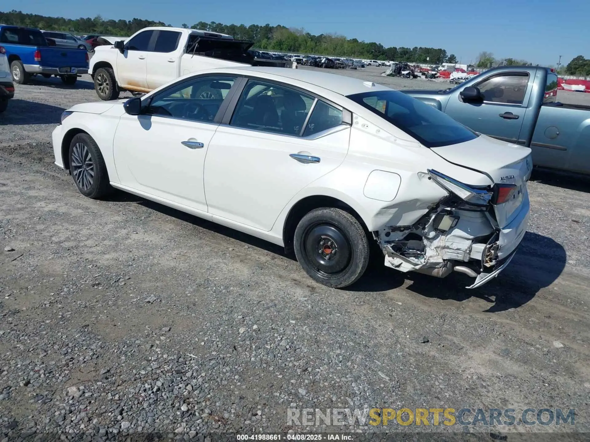 3 Photograph of a damaged car 1N4BL4DV7SN304760 NISSAN ALTIMA 2025