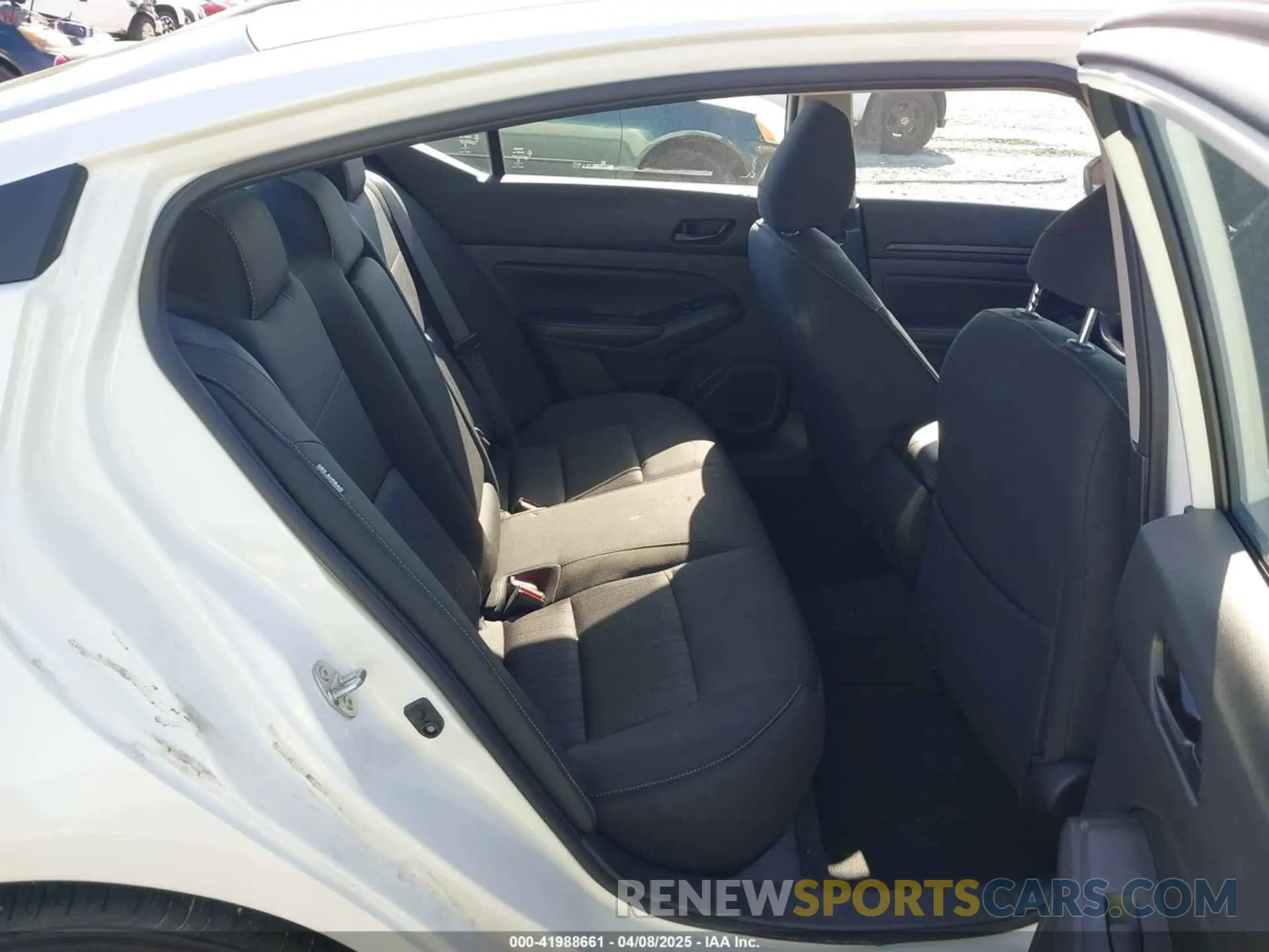 8 Photograph of a damaged car 1N4BL4DV7SN304760 NISSAN ALTIMA 2025