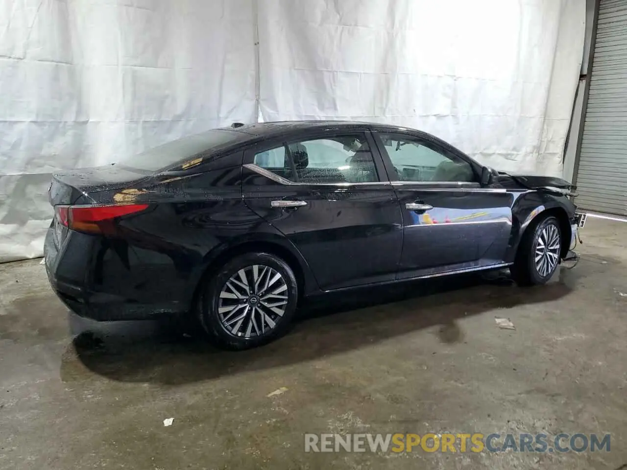 3 Photograph of a damaged car 1N4BL4DV7SN352842 NISSAN ALTIMA 2025