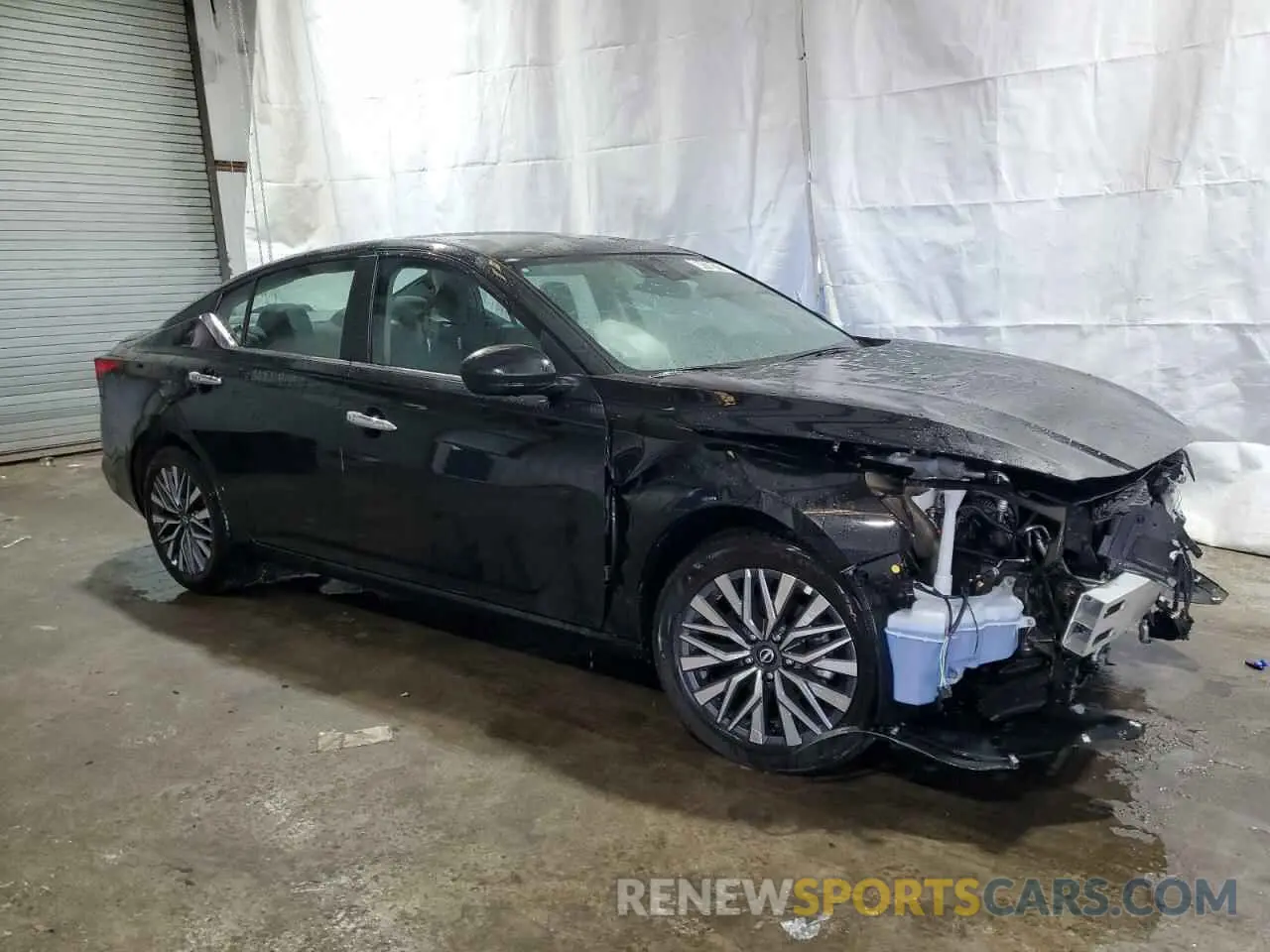 4 Photograph of a damaged car 1N4BL4DV7SN352842 NISSAN ALTIMA 2025