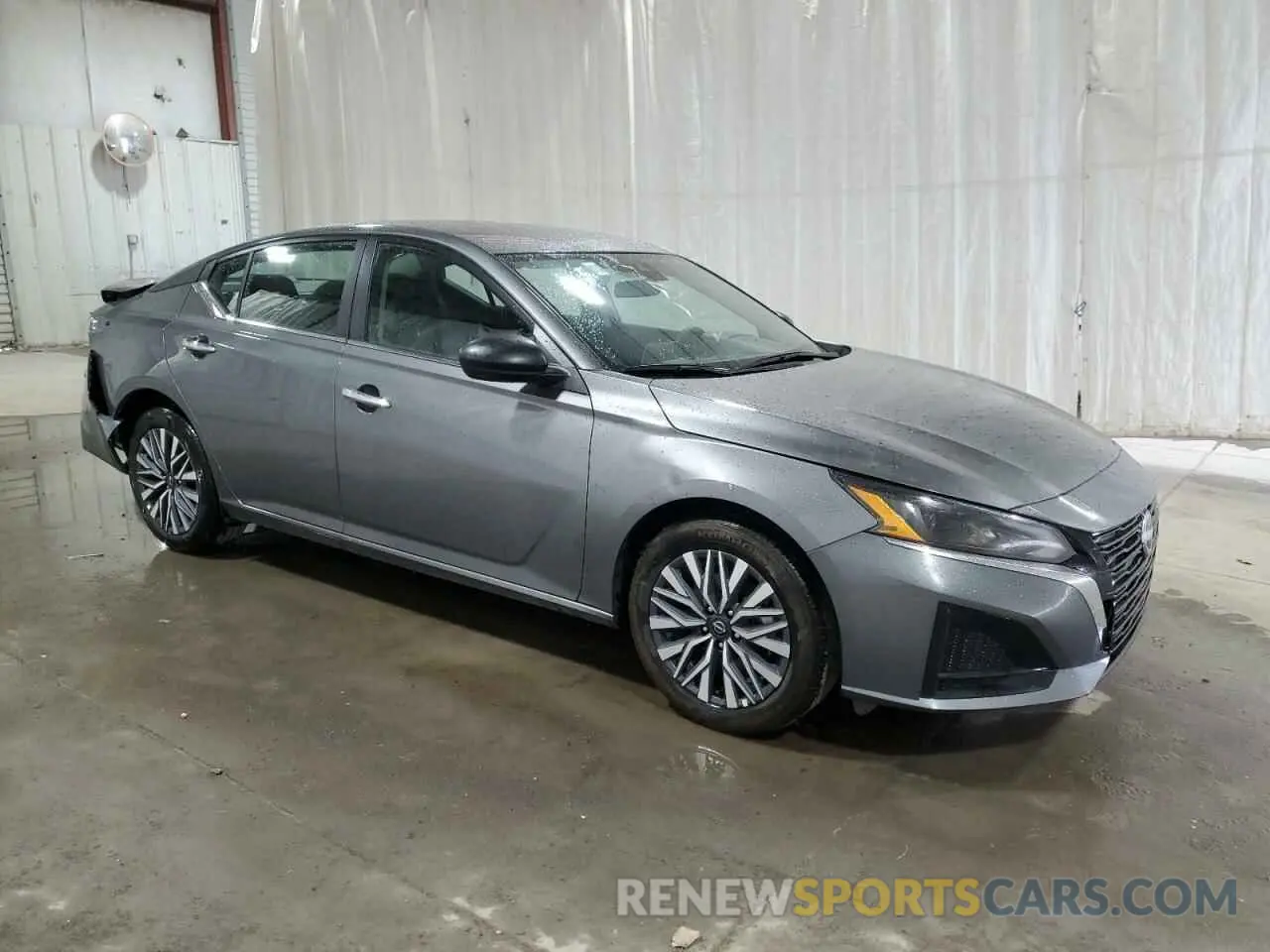 4 Photograph of a damaged car 1N4BL4DV7SN362397 NISSAN ALTIMA 2025
