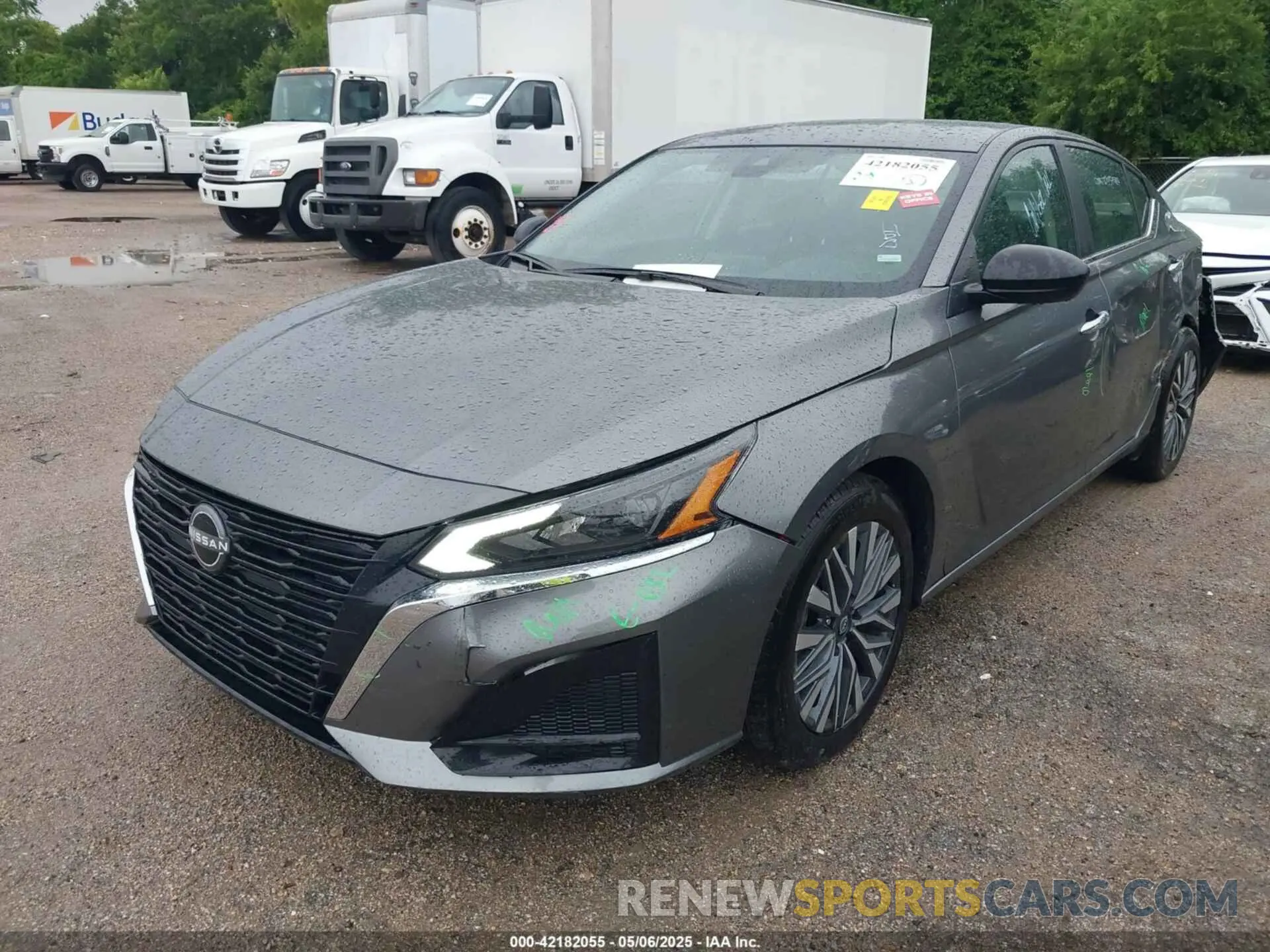 2 Photograph of a damaged car 1N4BL4DV7SN382486 NISSAN ALTIMA 2025