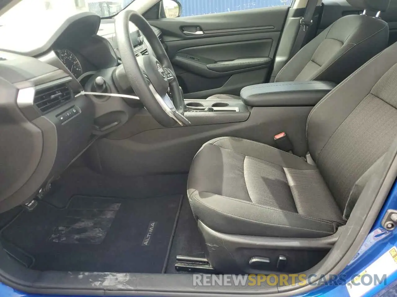 7 Photograph of a damaged car 1N4BL4DV8SN303410 NISSAN ALTIMA 2025