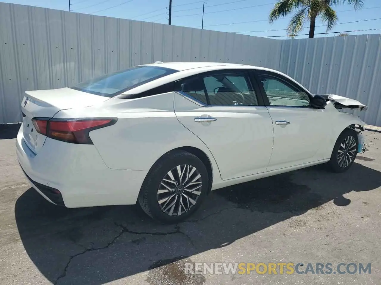 3 Photograph of a damaged car 1N4BL4DV8SN317789 NISSAN ALTIMA 2025