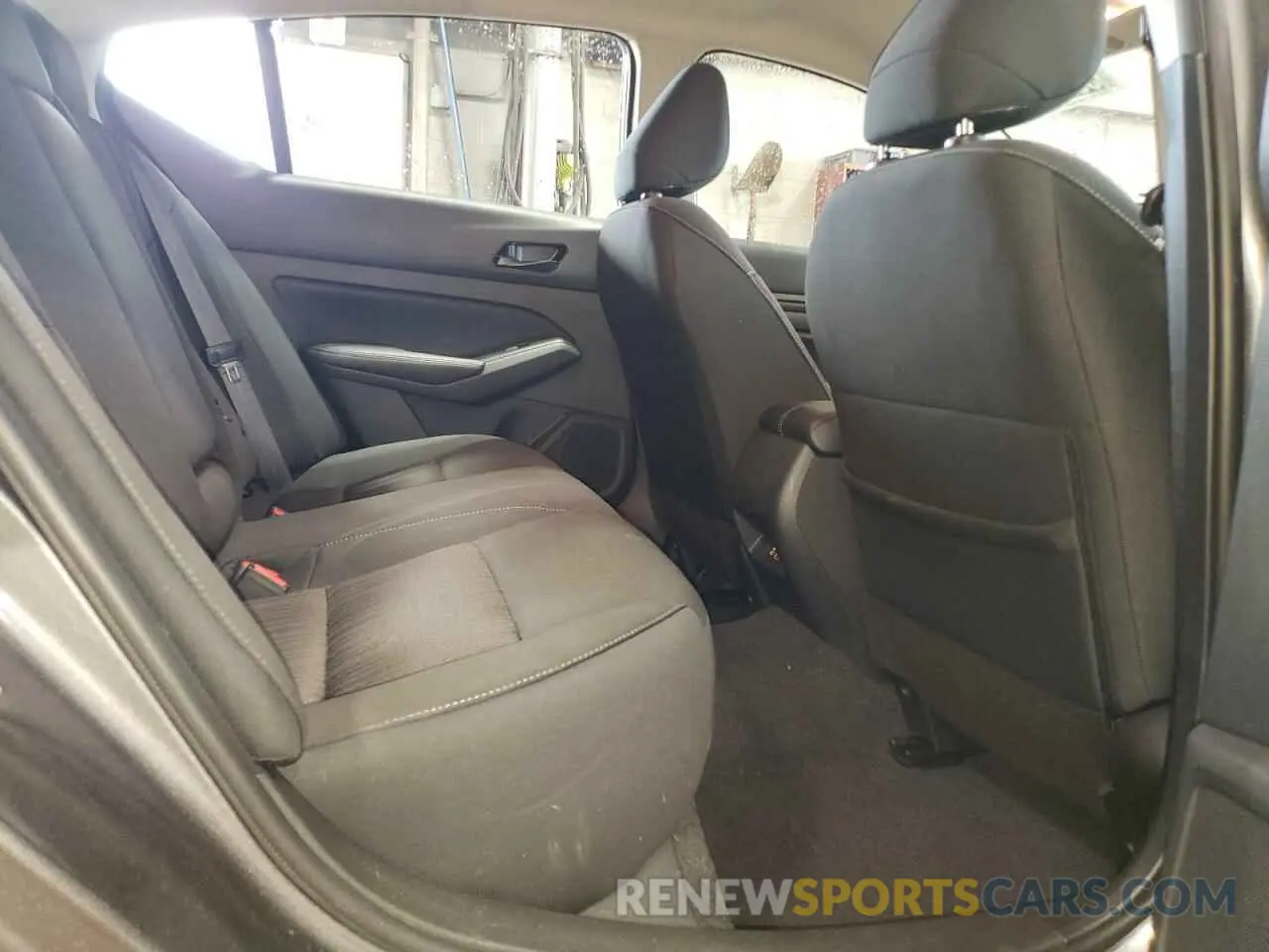 10 Photograph of a damaged car 1N4BL4DV8SN333698 NISSAN ALTIMA 2025