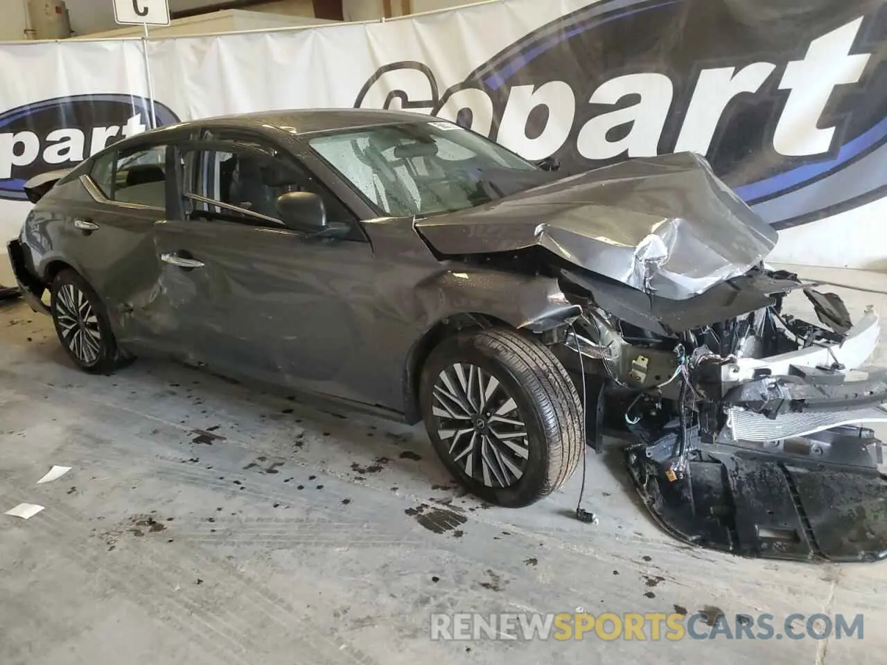4 Photograph of a damaged car 1N4BL4DV8SN347827 NISSAN ALTIMA 2025