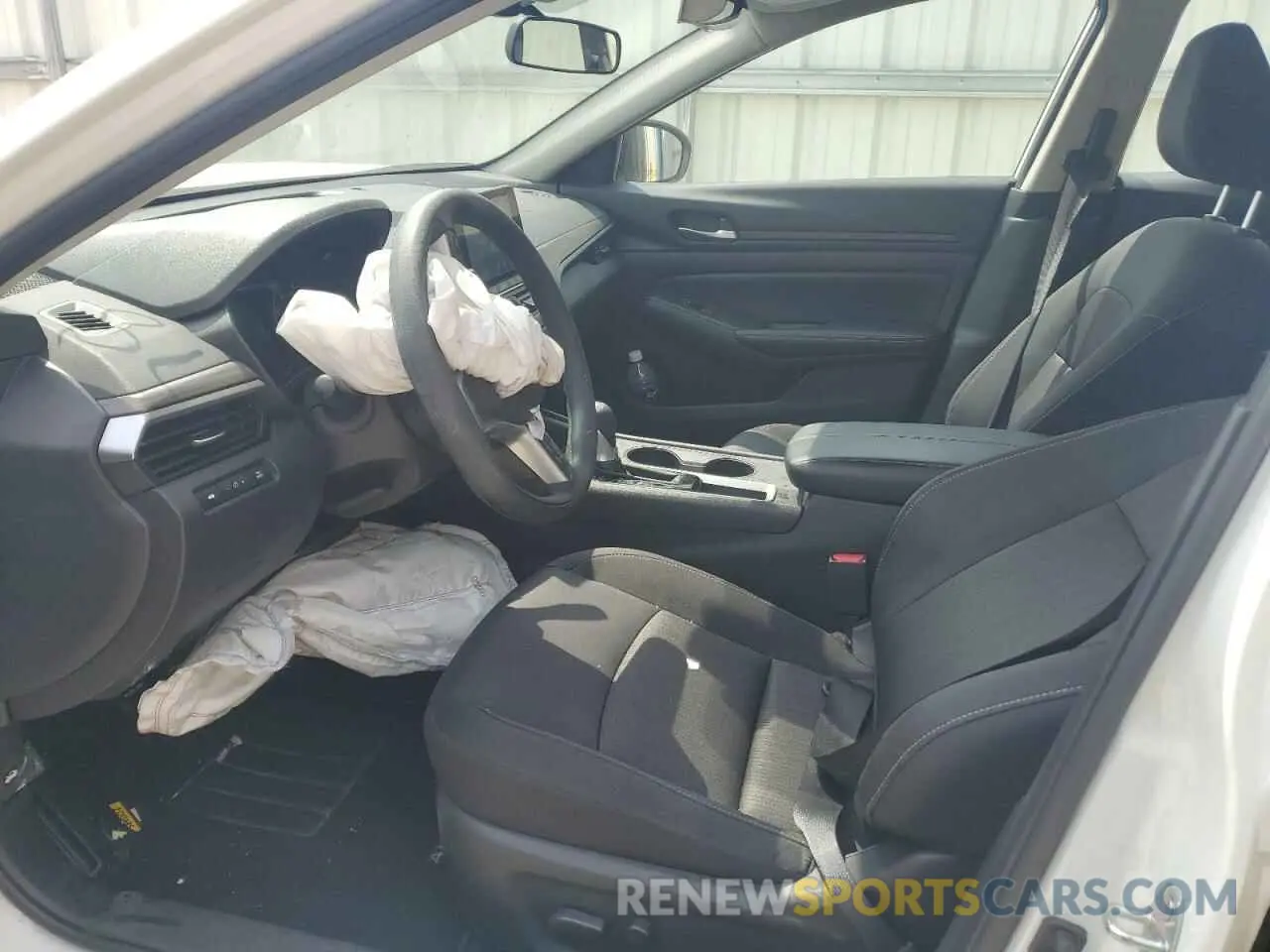 7 Photograph of a damaged car 1N4BL4DV8SN352591 NISSAN ALTIMA 2025
