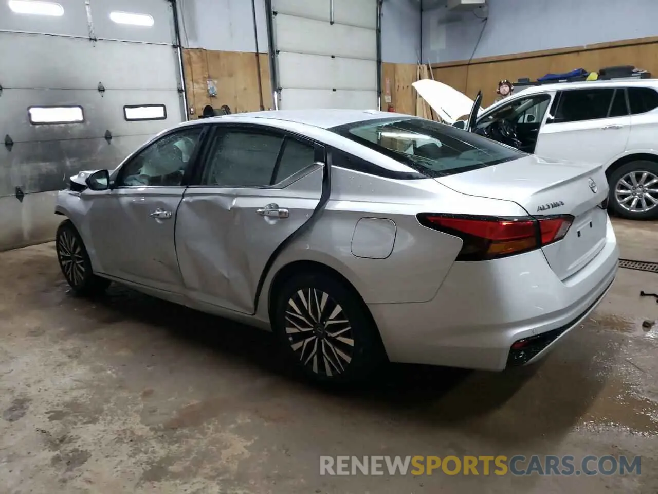 2 Photograph of a damaged car 1N4BL4DV8SN356673 NISSAN ALTIMA 2025