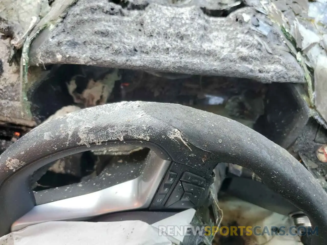 9 Photograph of a damaged car 1N4BL4DV8SN357001 NISSAN ALTIMA 2025