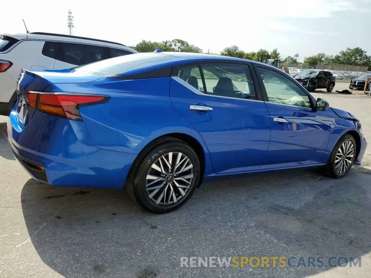 3 Photograph of a damaged car 1N4BL4DV8SN360125 NISSAN ALTIMA 2025