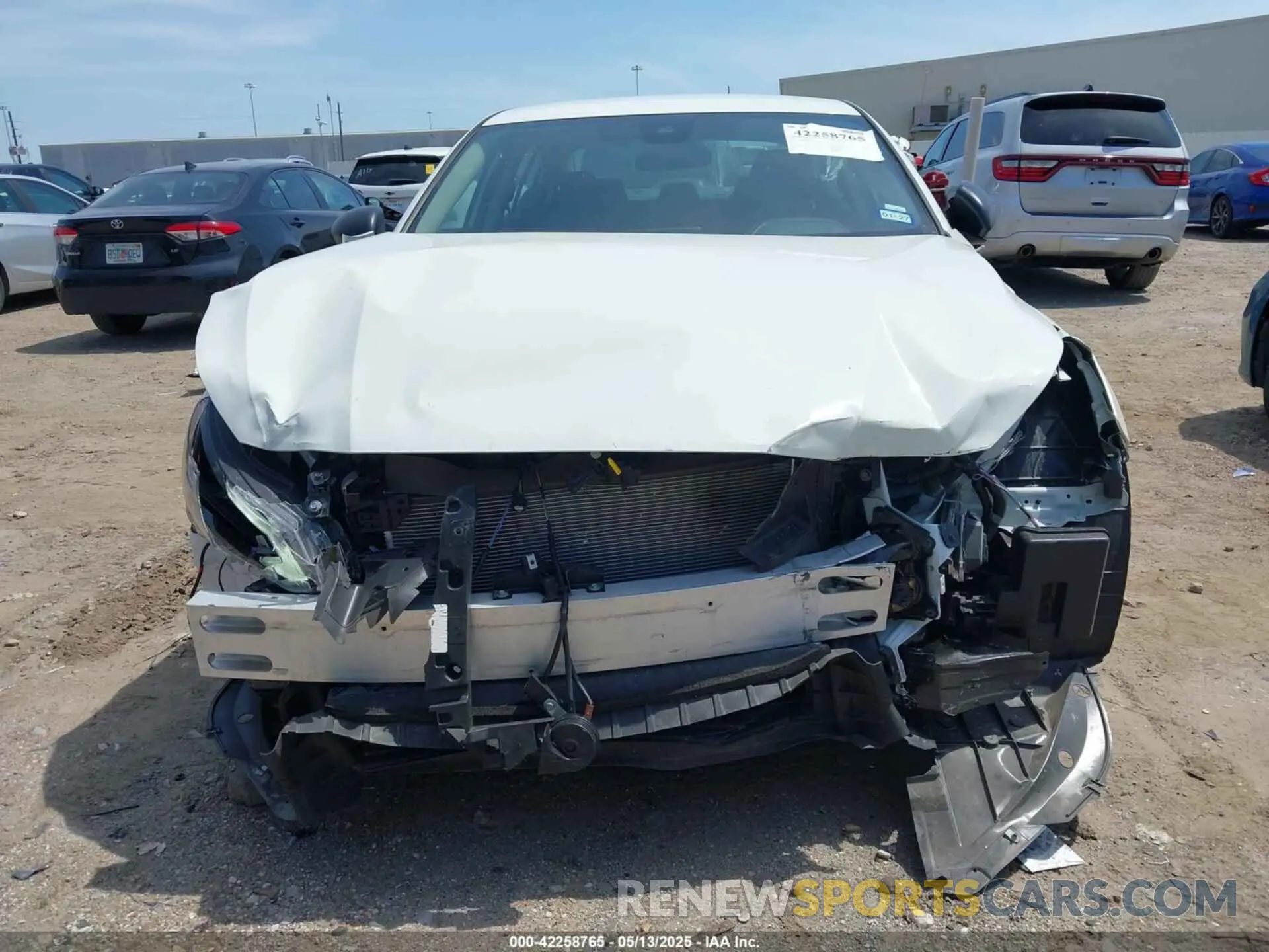 13 Photograph of a damaged car 1N4BL4DV8SN371660 NISSAN ALTIMA 2025