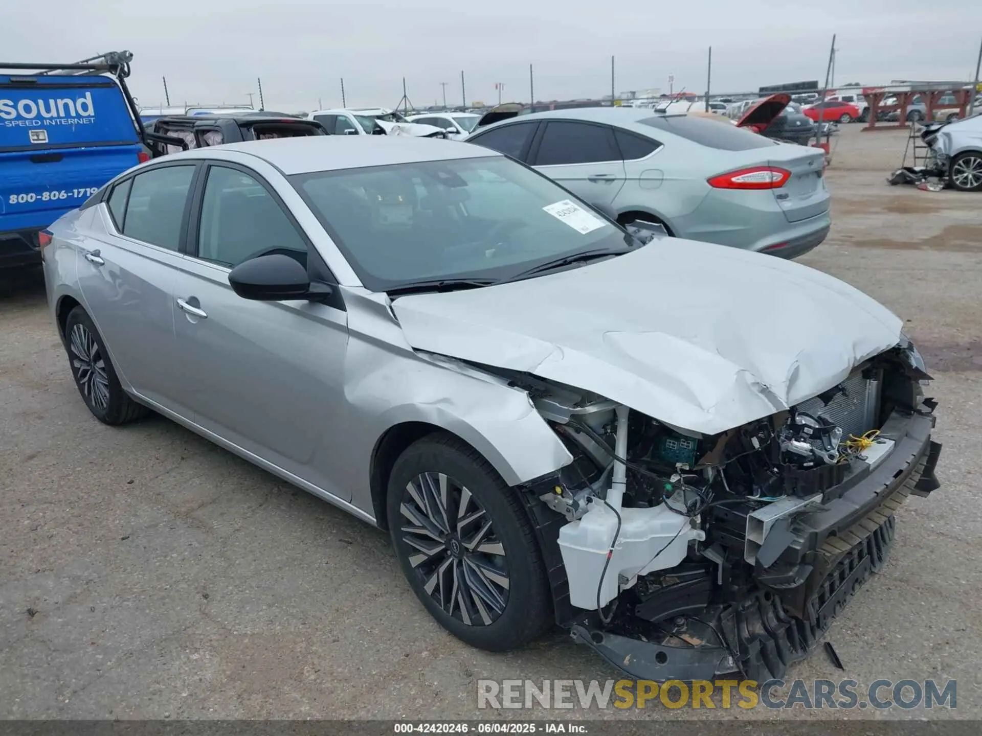 1 Photograph of a damaged car 1N4BL4DV8SN378768 NISSAN ALTIMA 2025