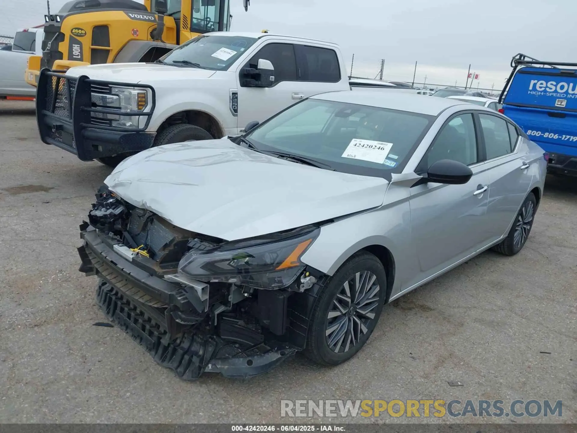 2 Photograph of a damaged car 1N4BL4DV8SN378768 NISSAN ALTIMA 2025