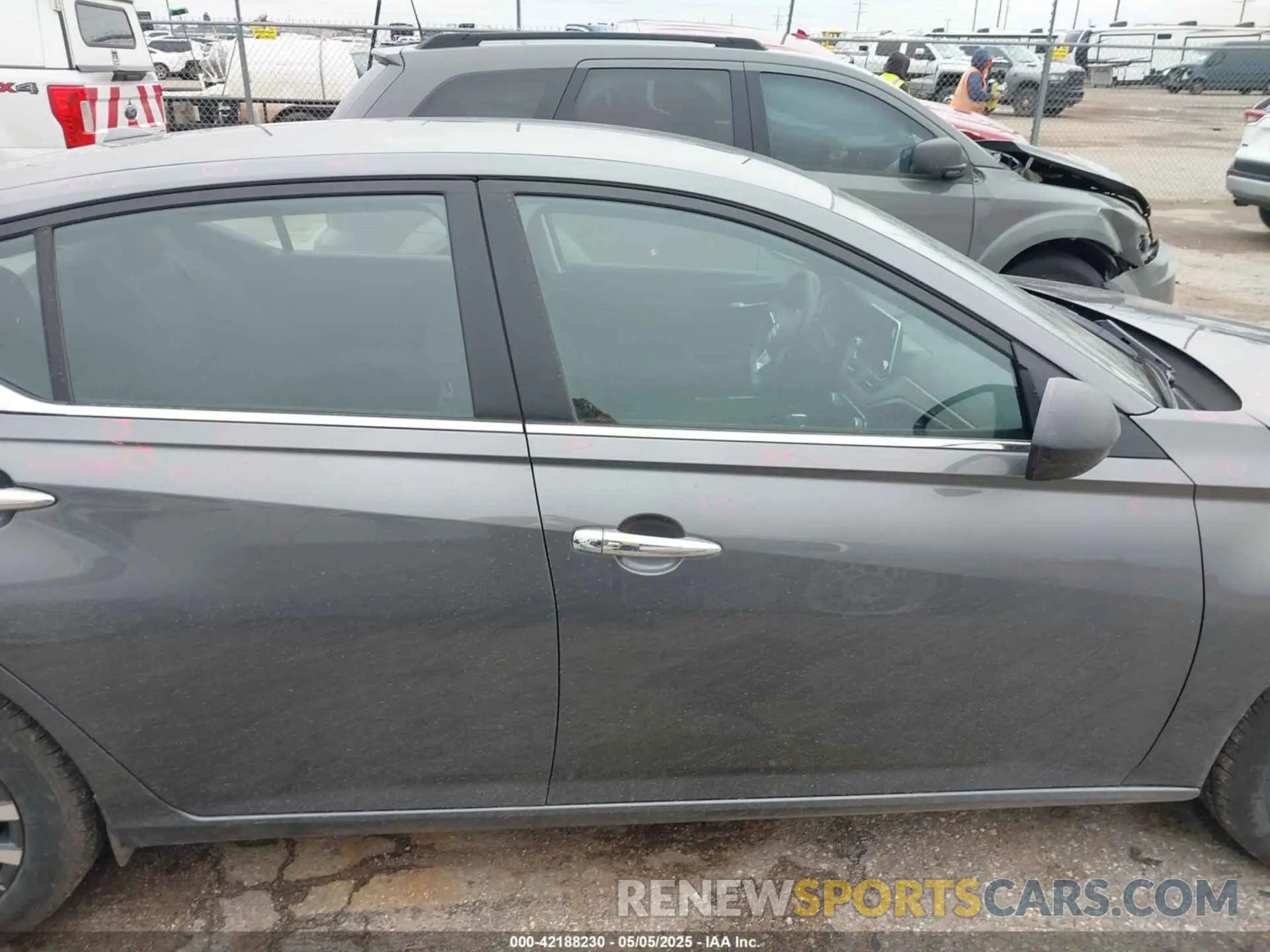 13 Photograph of a damaged car 1N4BL4DV8SN382058 NISSAN ALTIMA 2025
