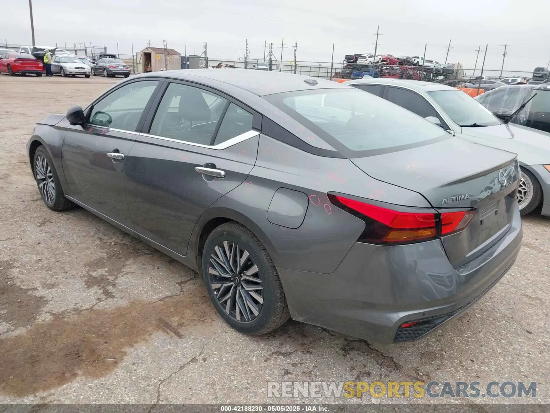 3 Photograph of a damaged car 1N4BL4DV8SN382058 NISSAN ALTIMA 2025