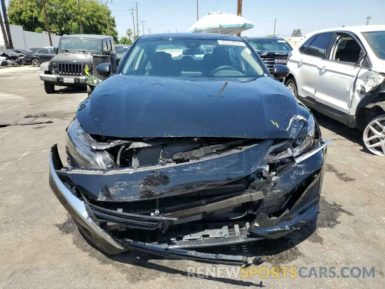 5 Photograph of a damaged car 1N4BL4DV8SN385784 NISSAN ALTIMA 2025