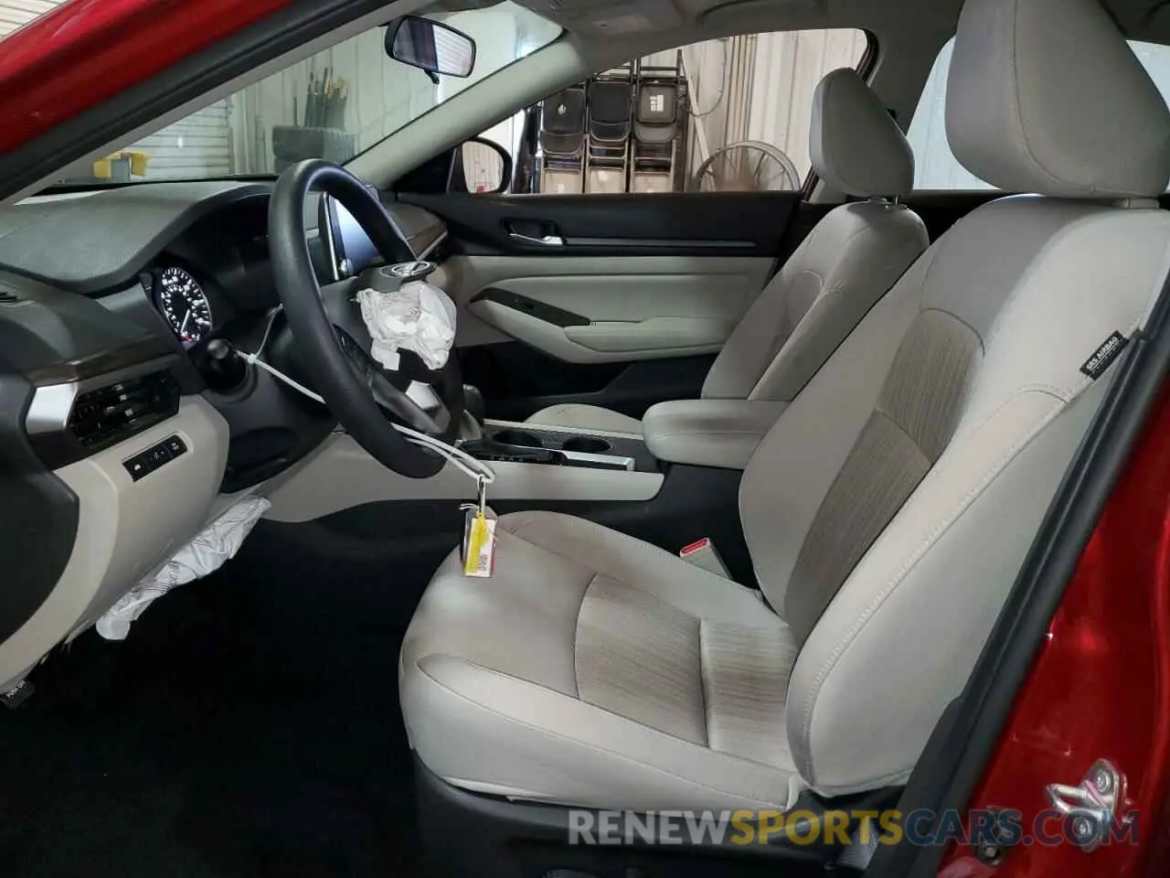 7 Photograph of a damaged car 1N4BL4DV9SN307773 NISSAN ALTIMA 2025