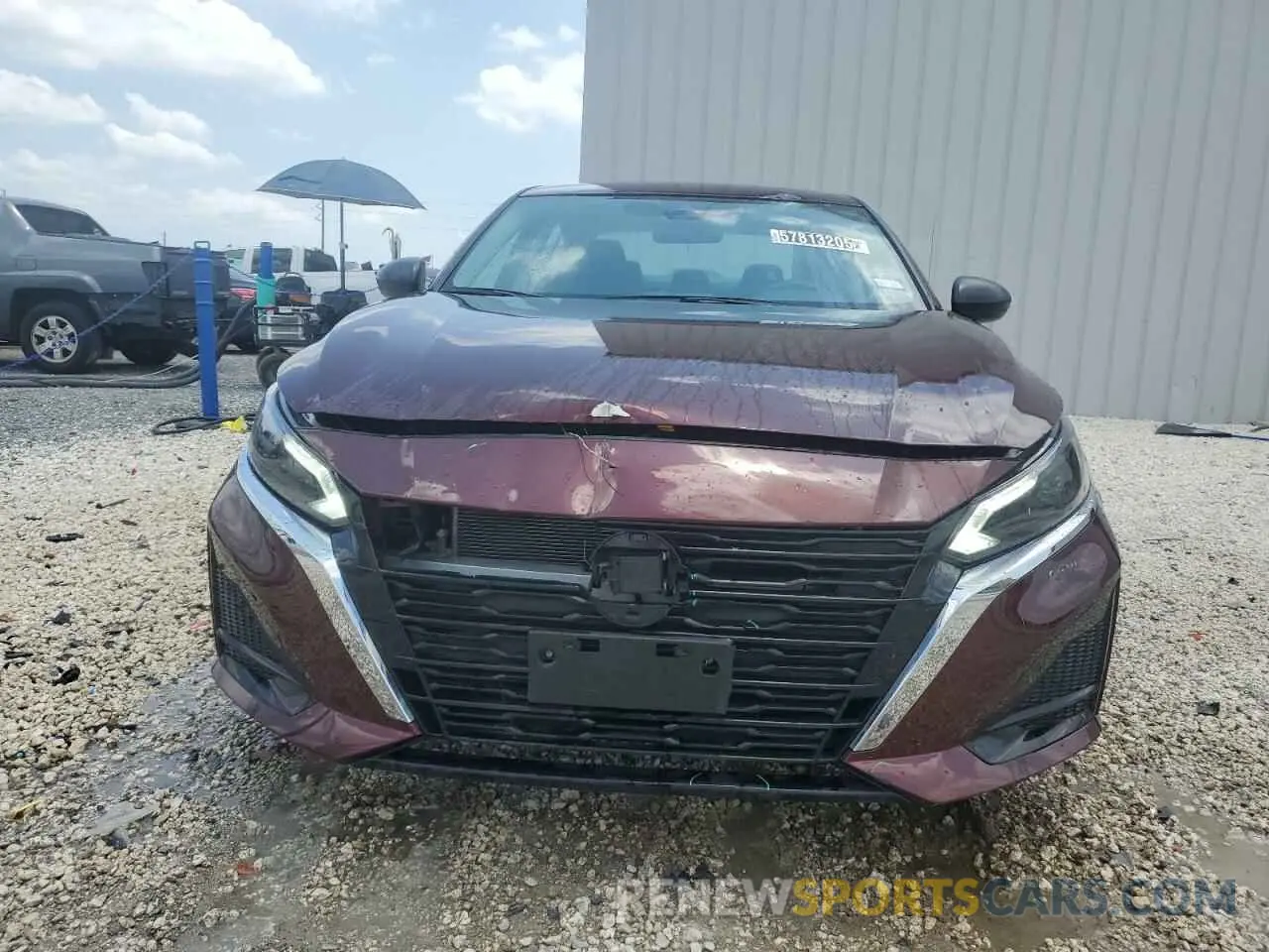 5 Photograph of a damaged car 1N4BL4DV9SN309023 NISSAN ALTIMA 2025