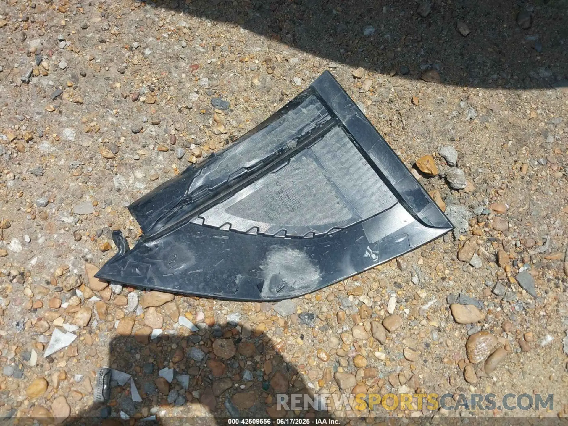 12 Photograph of a damaged car 1N4BL4DV9SN330860 NISSAN ALTIMA 2025