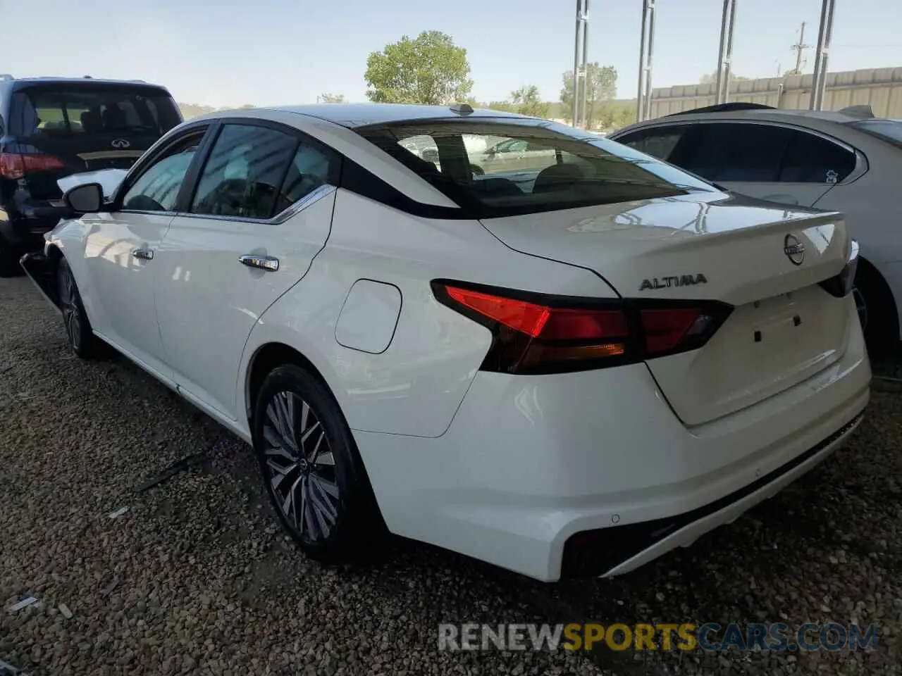 2 Photograph of a damaged car 1N4BL4DV9SN339042 NISSAN ALTIMA 2025