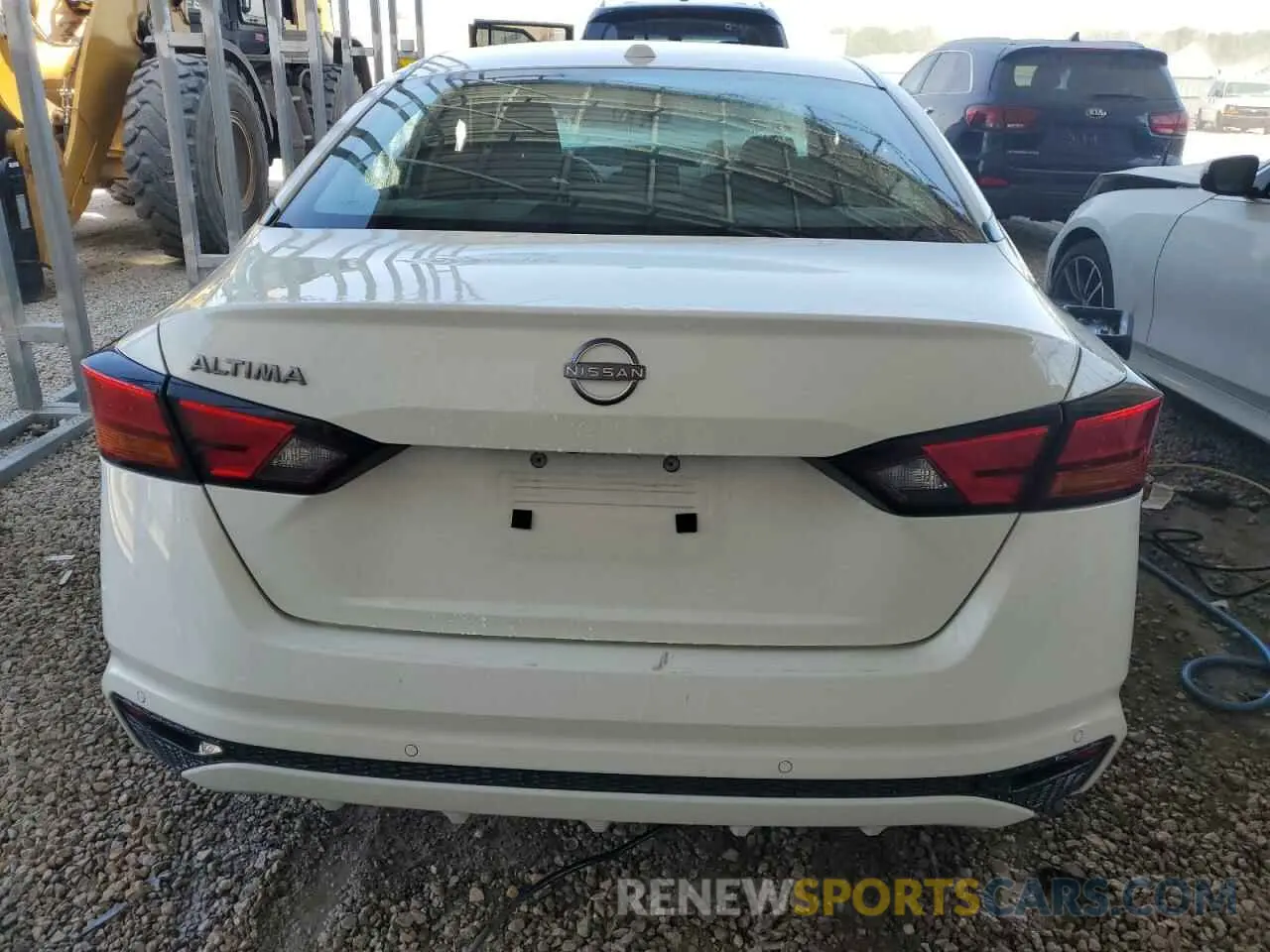 6 Photograph of a damaged car 1N4BL4DV9SN339042 NISSAN ALTIMA 2025