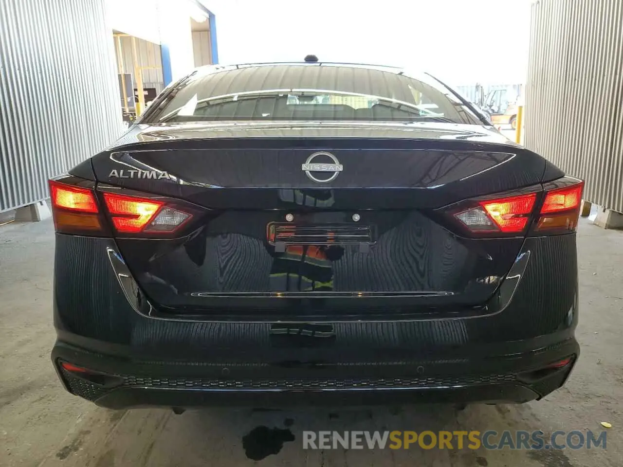 6 Photograph of a damaged car 1N4BL4DV9SN351630 NISSAN ALTIMA 2025