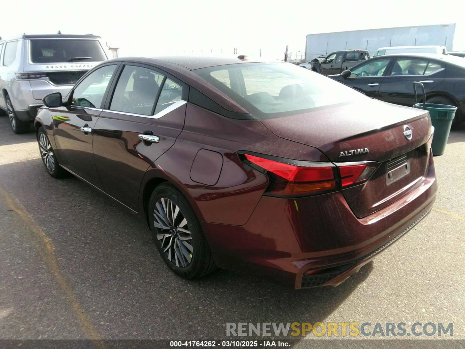 3 Photograph of a damaged car 1N4BL4DV9SN361705 NISSAN ALTIMA 2025