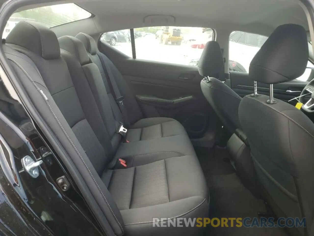 10 Photograph of a damaged car 1N4BL4DV9SN369349 NISSAN ALTIMA 2025
