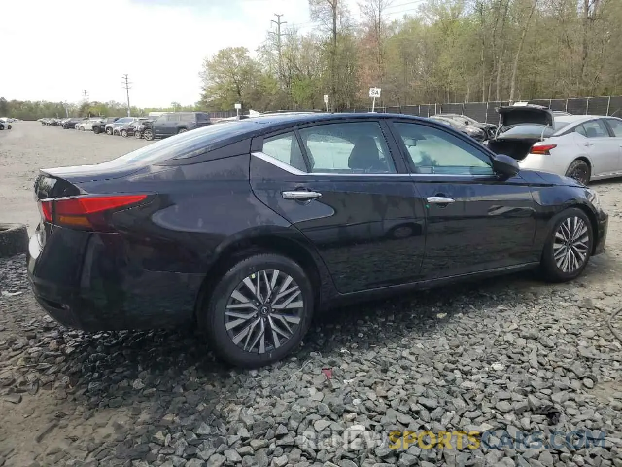 3 Photograph of a damaged car 1N4BL4DV9SN369349 NISSAN ALTIMA 2025