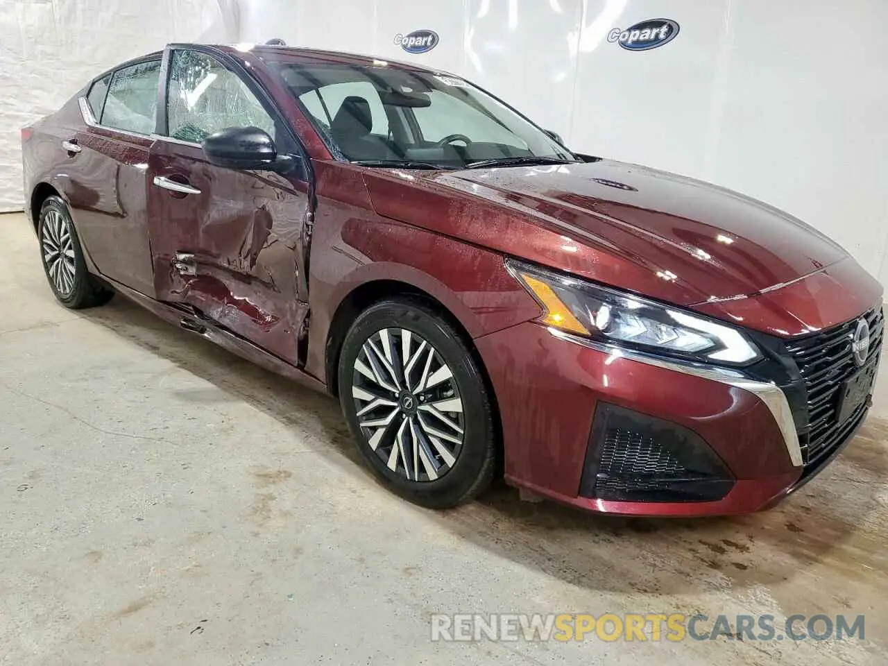 4 Photograph of a damaged car 1N4BL4DVXSN309046 NISSAN ALTIMA 2025