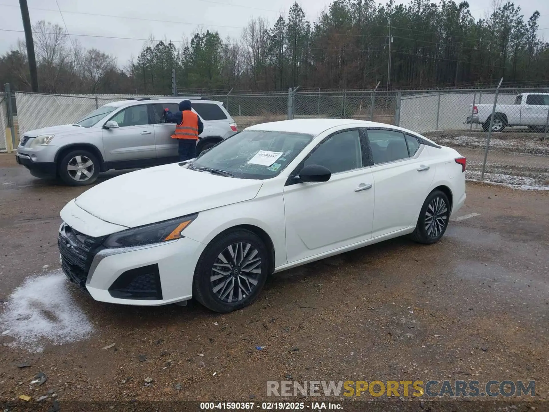 2 Photograph of a damaged car 1N4BL4DVXSN312674 NISSAN ALTIMA 2025