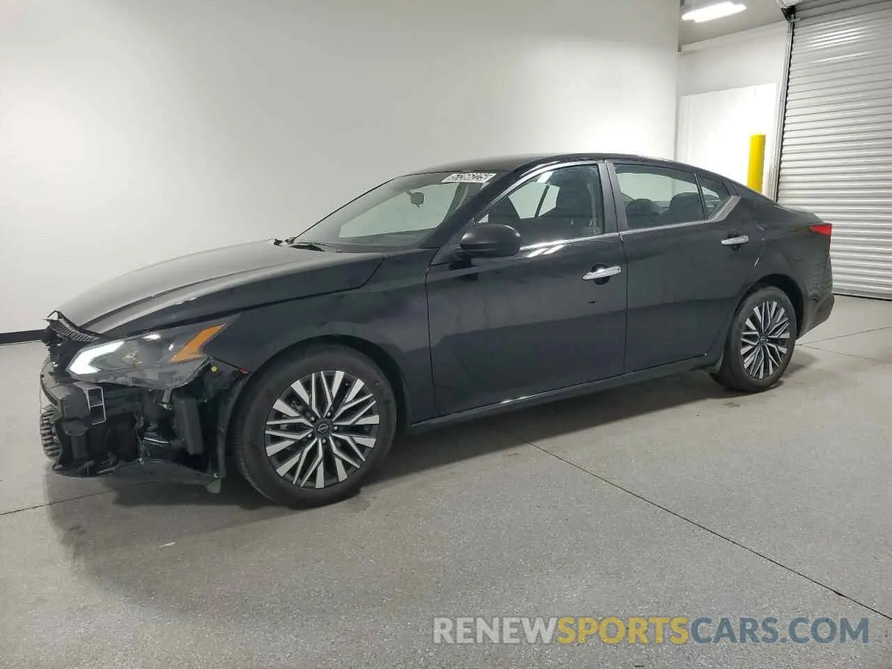 1 Photograph of a damaged car 1N4BL4DVXSN322086 NISSAN ALTIMA 2025