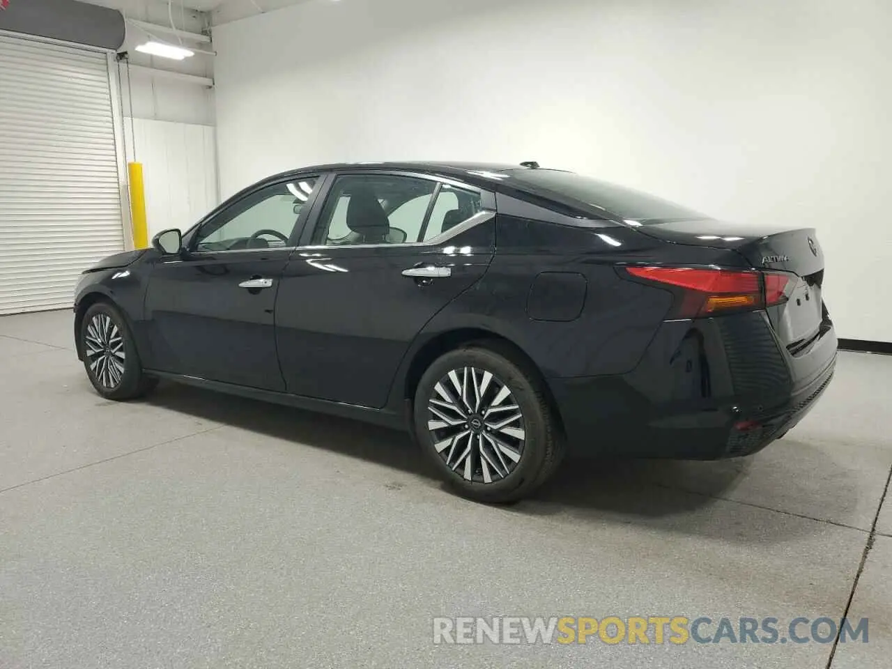 2 Photograph of a damaged car 1N4BL4DVXSN322086 NISSAN ALTIMA 2025