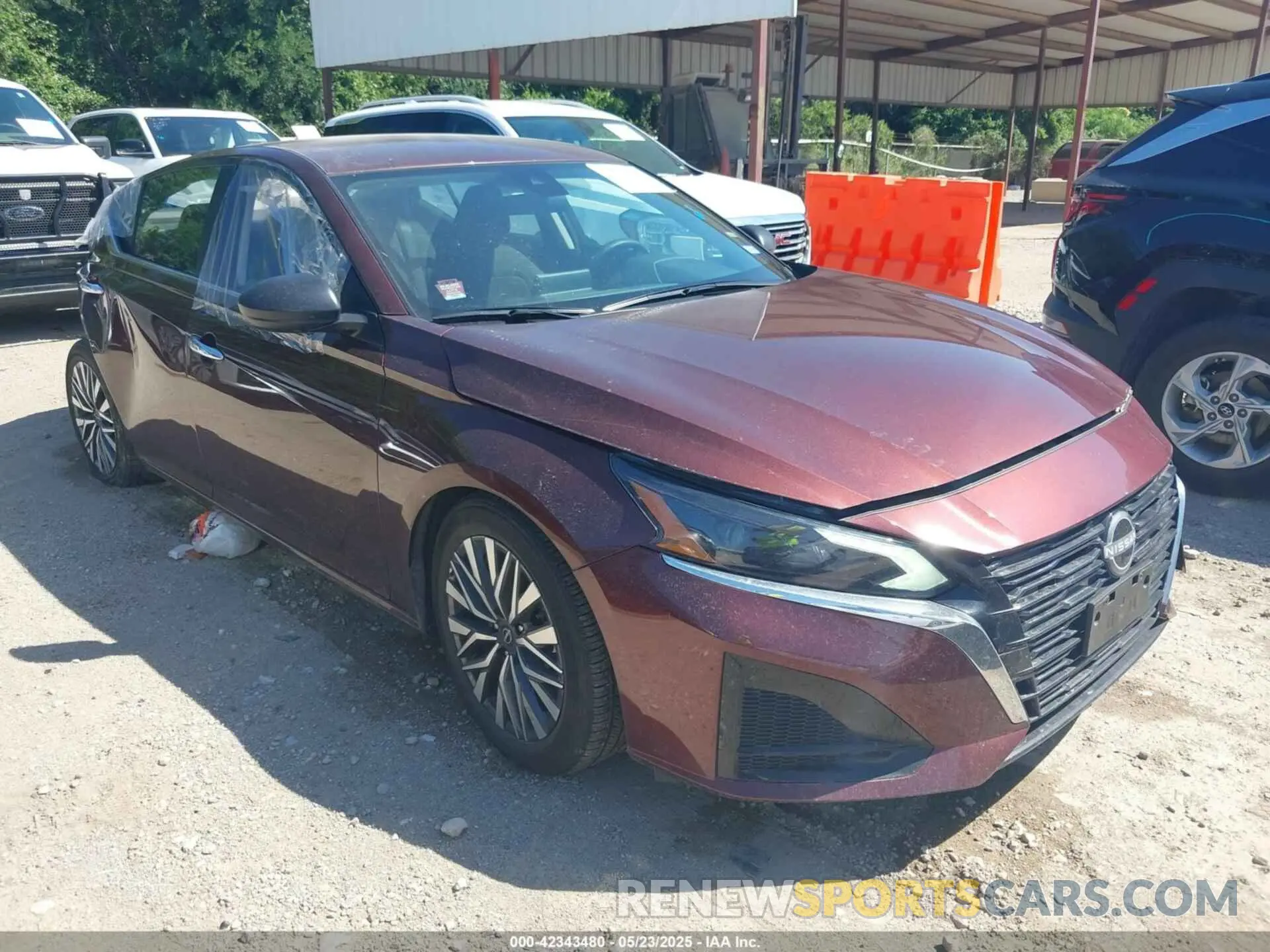 1 Photograph of a damaged car 1N4BL4DVXSN325442 NISSAN ALTIMA 2025