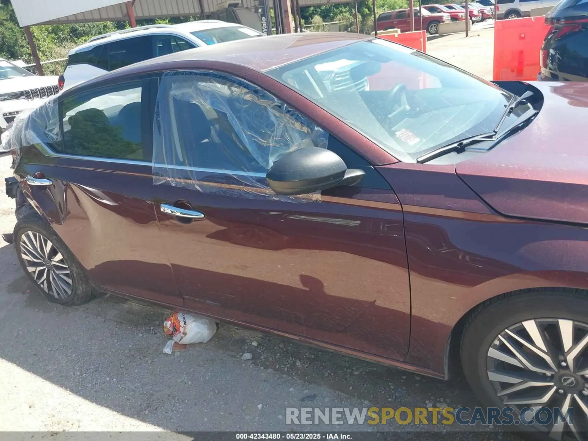 13 Photograph of a damaged car 1N4BL4DVXSN325442 NISSAN ALTIMA 2025