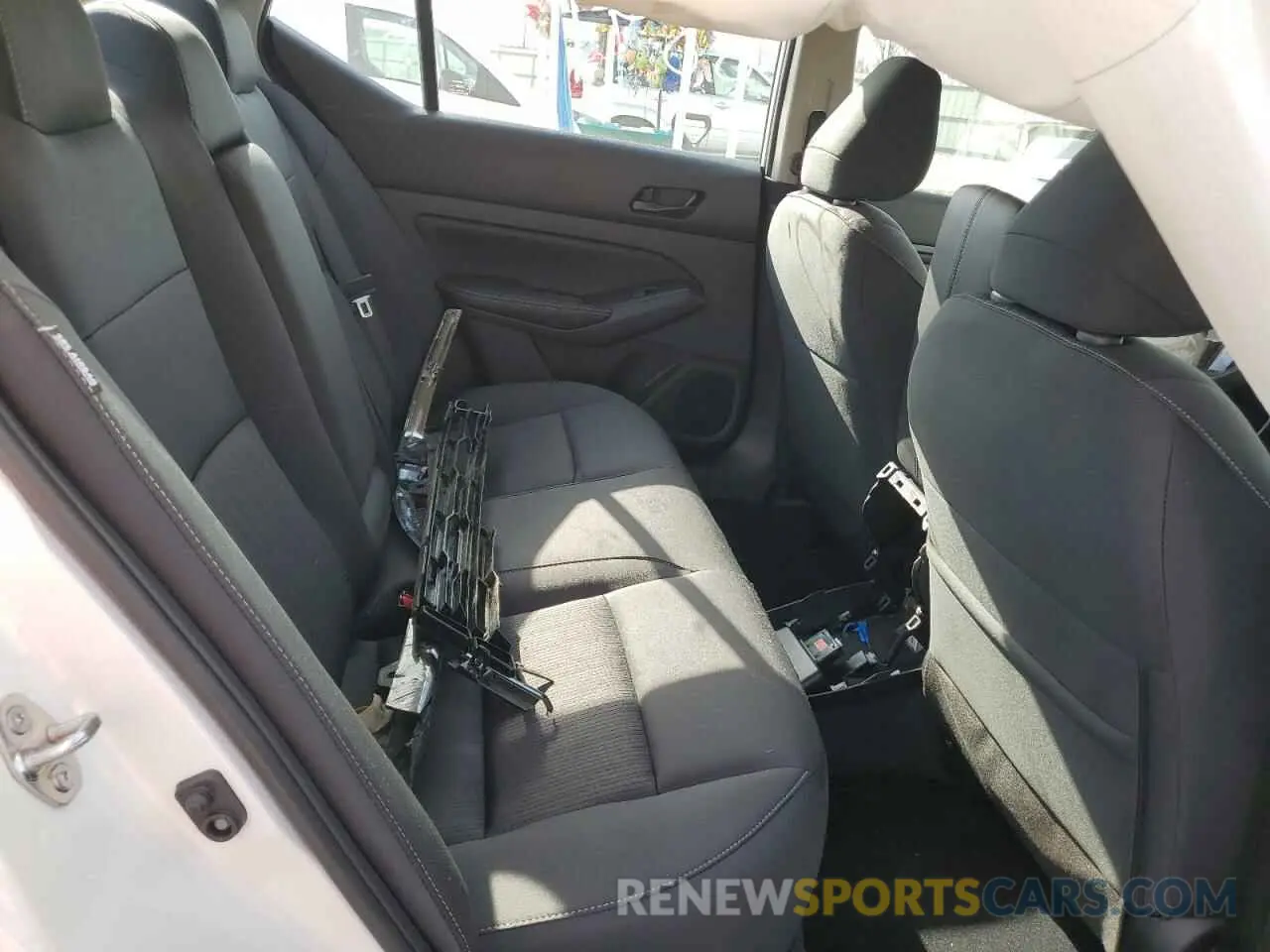 10 Photograph of a damaged car 1N4BL4DVXSN328891 NISSAN ALTIMA 2025