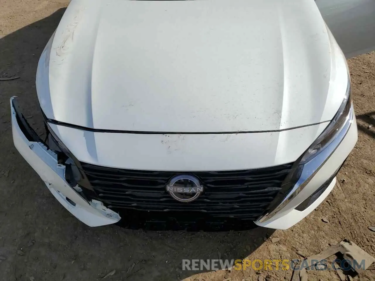 11 Photograph of a damaged car 1N4BL4DVXSN328891 NISSAN ALTIMA 2025