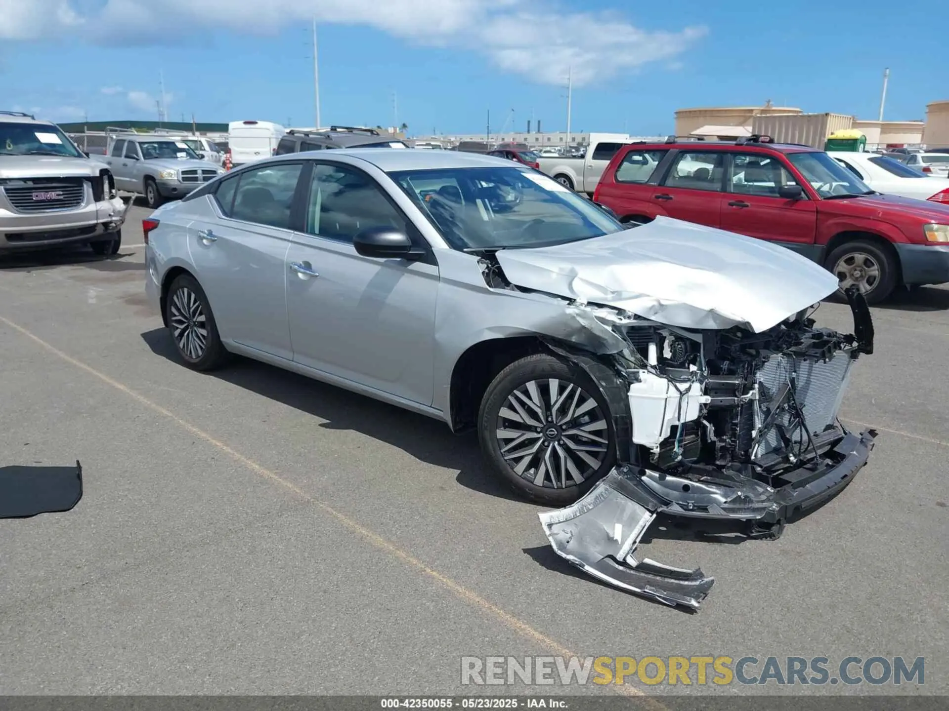 1 Photograph of a damaged car 1N4BL4DVXSN346856 NISSAN ALTIMA 2025