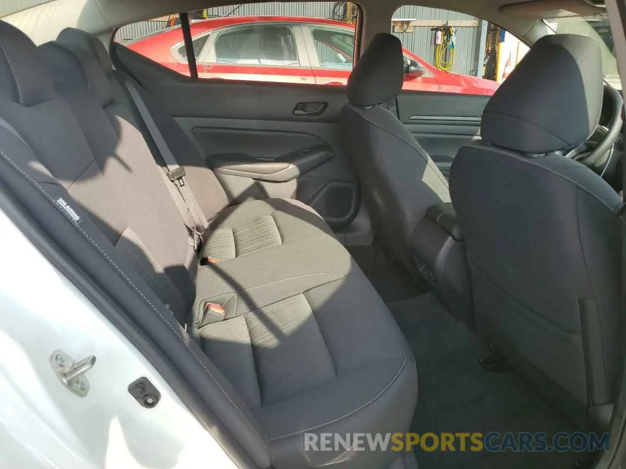 10 Photograph of a damaged car 1N4BL4DVXSN347036 NISSAN ALTIMA 2025